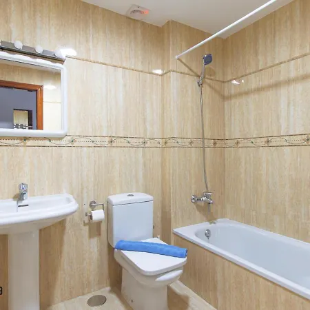 Bristol Shore Rooftop Pool And Sea View Апартаменты *