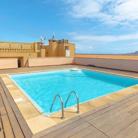 Bristol Shore Rooftop Pool And Sea View Апартаменты *