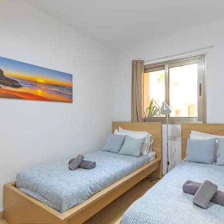 アパート Bristol Shore Rooftop Pool And Sea View コラレホ