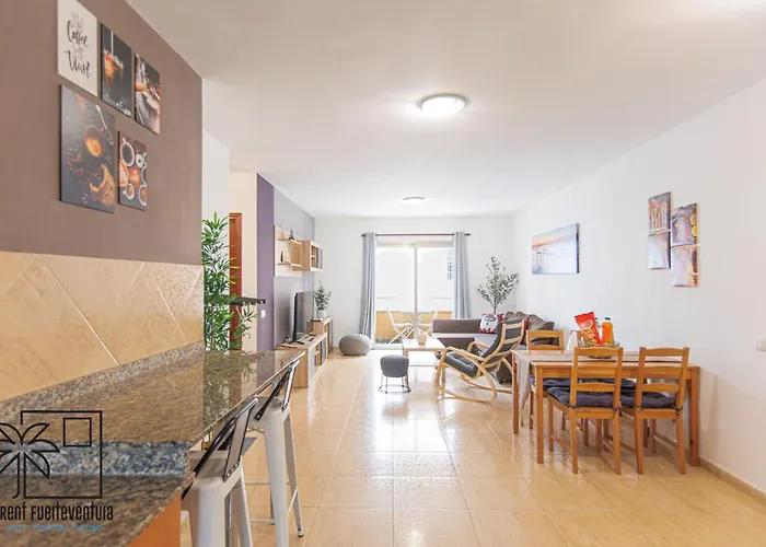 Bristol Shore Rooftop Pool And Sea View