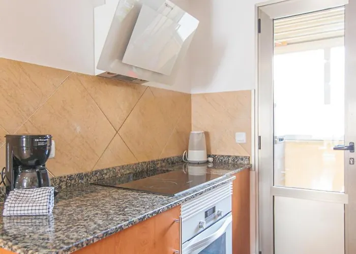 Bristol Shore Rooftop Pool And Sea View Κοραλέχο